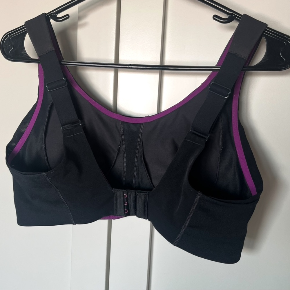 Under Armour Bra HeatGear High Impact Sports Bra Black Purple Size 34DD - Picture 5 of 7